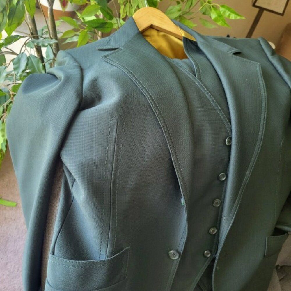 Vintage 70's Jack Richards of Philadelphia  3 Piece Suit Green